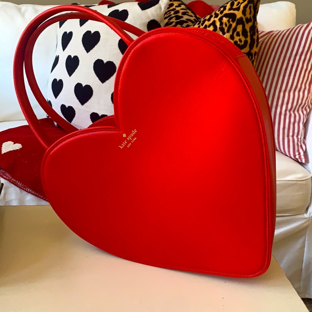 NWT Kate Spade ♠️ RARE DOILY HEART ❤️ TOTE